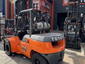 2008 4.5T Toyota Standard Mast - picture2' - Click to enlarge