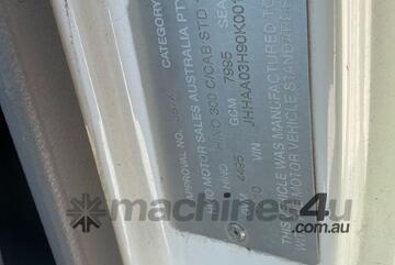 2010 Hino 300 614 Tipper Day Cab