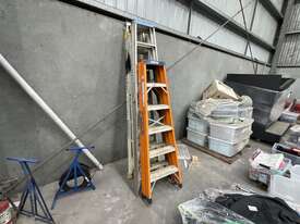 3x Assorted Step Ladders - picture0' - Click to enlarge