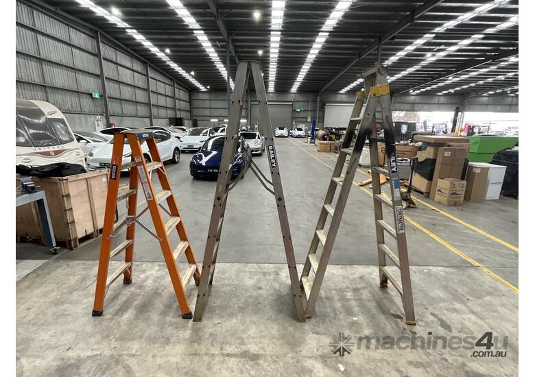 3x Assorted Step Ladders
