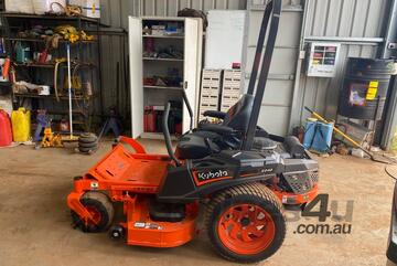 Kubota Z242KH Zero Turn Mower With 48 Inch Cutting Deck