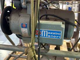 1x Pegasus E32-542 Sewing Machine & 1x US 118-1 Sewing Machine - picture0' - Click to enlarge