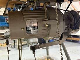 1x Pegasus E32-542 Sewing Machine & 1x US 118-1 Sewing Machine - picture1' - Click to enlarge