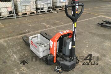 2021 Toyota LHE150 Electric Pallet Jack 2021 Toyota LHE150 Electric Pallet Jack