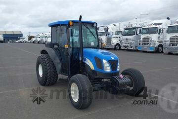 New Holland   T4030