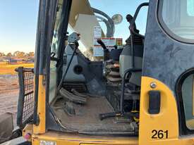 2015 Komatsu PC138US-8 Excavator (Steel Tracked) - picture0' - Click to enlarge