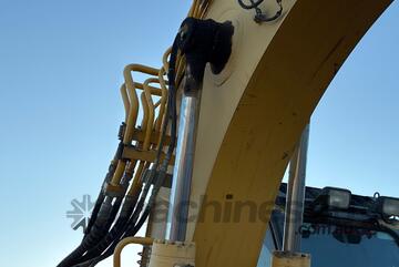 Komatsu PC138US-8 Excavator (Steel Tracked)