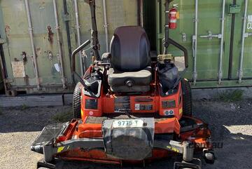 2018 Kubota ZD1211 Zero Turn Ride On Mower