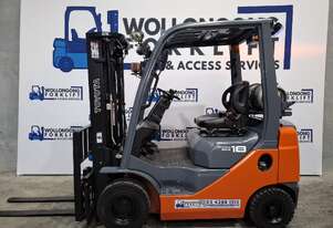 Wollongong Forklift: 2020 Toyota 1.8T, LPG, 3-Stage Container Mast, 4.3m Lift!
