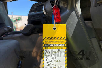 Volvo 2005   Fm Cab Chassis