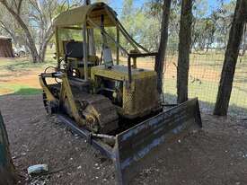International TD-6 Dozer  - picture1' - Click to enlarge