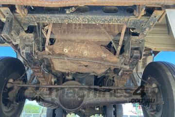 1996 Mitsubishi Canter 500/600 Tray Day Cab