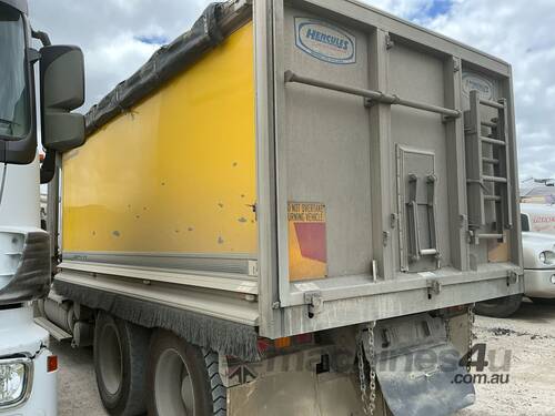 2014 Freightliner Coronado Tipper Day Cab