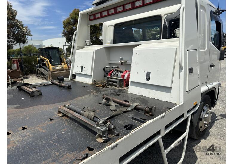 2016 Hino FG500 1426 Tilt Tray 4x2 Tilt Tray