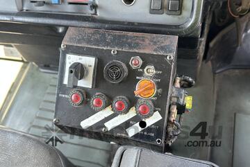 2007 Iveco Acco 2350G 6x4 Compactor