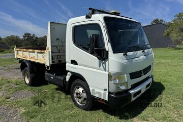 Mitsubishi Fuso Canter 7 800 Tipper