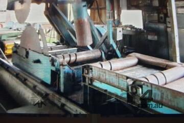   Large Break Down sawmill with carage