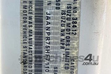 2017 Isuzu NPR 45-155 Caged Tabletop