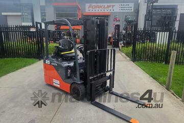 Toyota Forklift 2T 3 Wheel Electric - 2025 Battery (Unit#:U1032)