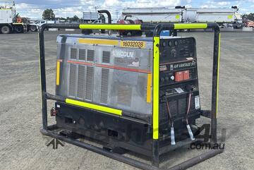 LINCOLN AIR VANTAGE 500 WELDER