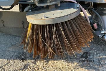 2010 Hino 500 FG 1527 Road Sweeper