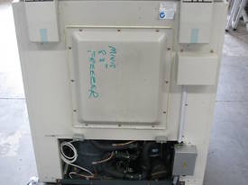 Sanyo MDF-192 Ultra Low Freezer 86L -86C - picture2' - Click to enlarge