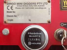 Dingo K9-3 Mini Digger 4 in 1, trencher and post h - picture2' - Click to enlarge