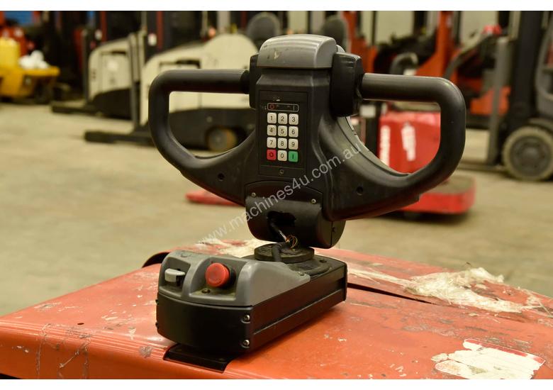 caption 2007 BT-TOYOTA OSE120CB Stacker