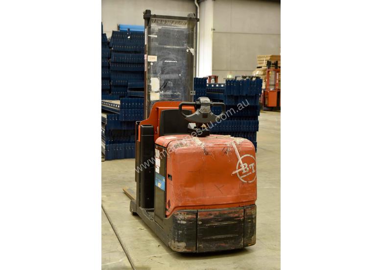 caption 2007 BT-TOYOTA OSE120CB Stacker