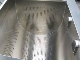 Batch Vegetable Washer - picture0' - Click to enlarge