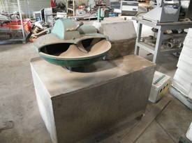 bowl  cutter - picture1' - Click to enlarge