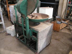 bowl  cutter - picture2' - Click to enlarge