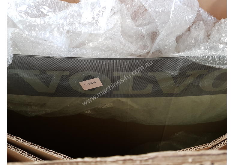 caption Volvo Loader Windshield 11104449