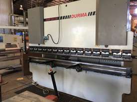Press Brake 3m x 120ton - picture0' - Click to enlarge
