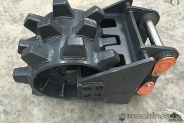 BETTA BILT BUCKETS 13 TONNE COMPACTION WHEEL