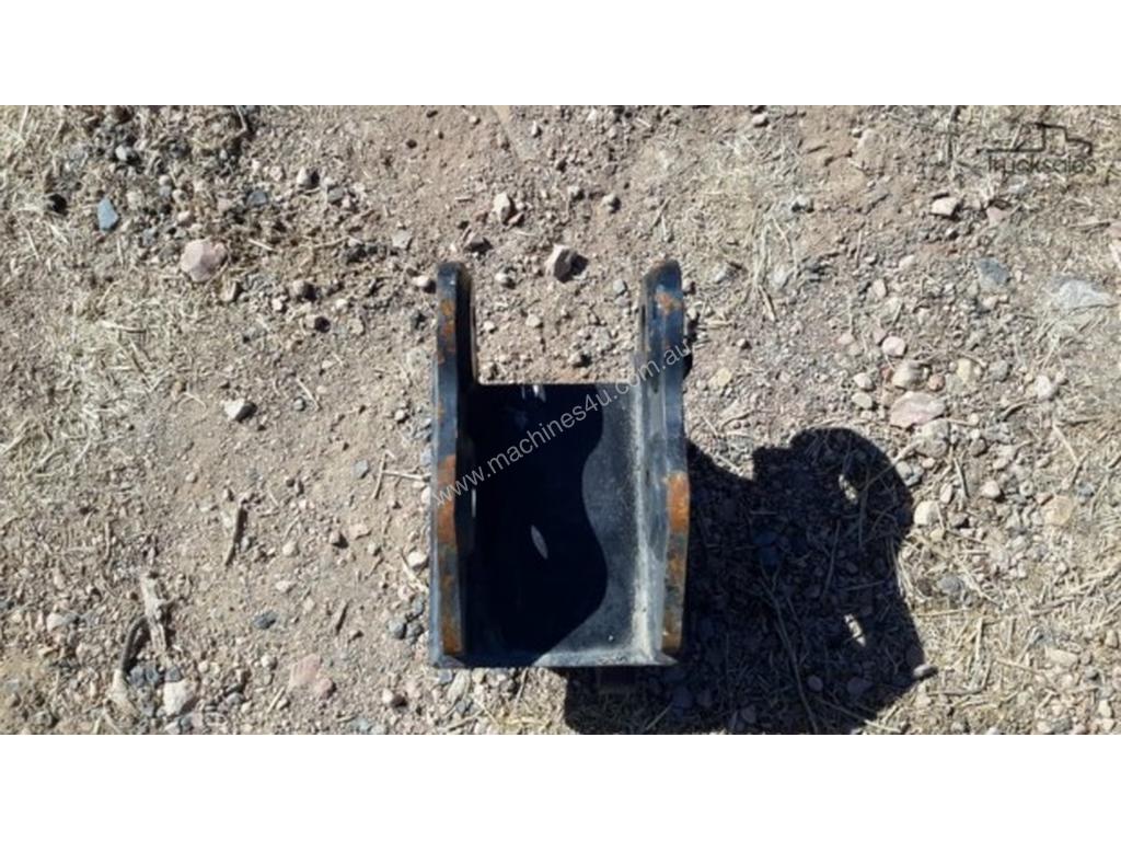 New Universal Custom Suits Yanmar V1017 Quick Hitch Attachments