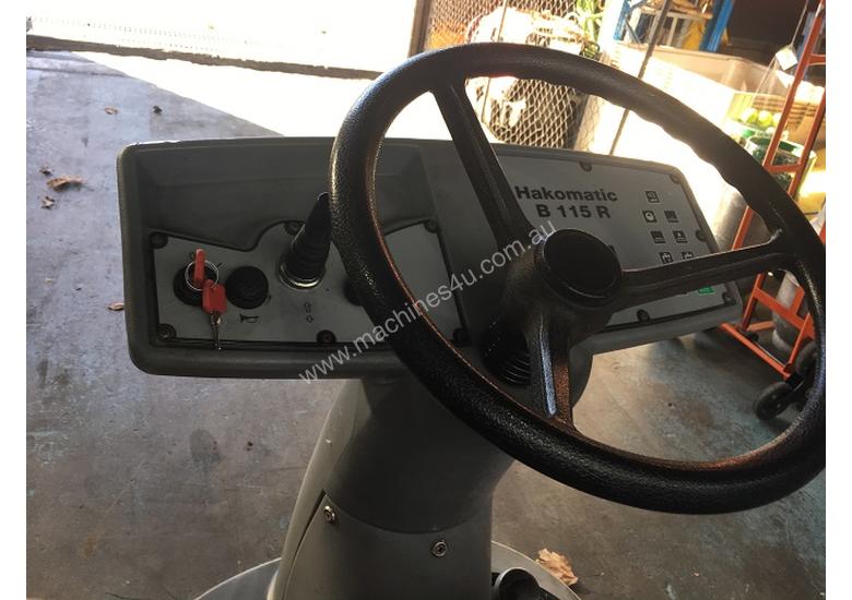 caption Hako Floor Sweeper Hakomatic Ride On Scrubber B115 R Battery Electric