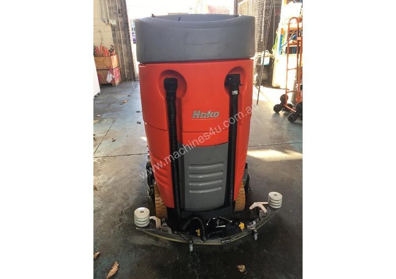 caption Hako Floor Sweeper Hakomatic Ride On Scrubber B115 R Battery Electric