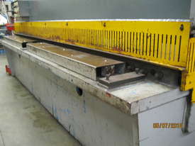 Metalmaster 3.2m x 6mm Hydraulic Guillotine - picture1' - Click to enlarge