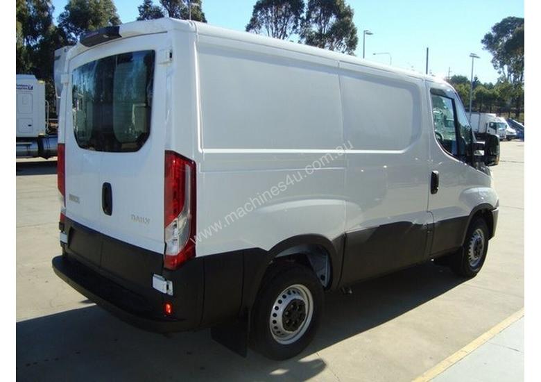 caption Iveco DAILY 35S13 Van