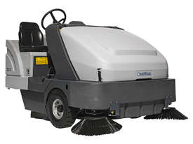 Nilfisk Advance SR 1601 Rider Sweeper - picture0' - Click to enlarge