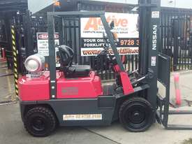 Nissan Forklift 2.5 Ton 6000mm Lift Height Fresh Paint - picture0' - Click to enlarge