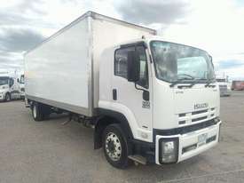 Isuzu FTR900 - picture0' - Click to enlarge