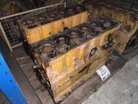 CATERPILLAR 3306 CYLINDER BLOCK - picture0' - Click to enlarge