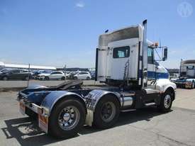 Kenworth T604 - picture1' - Click to enlarge