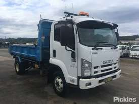 2009 Isuzu FRR500 SWB - picture0' - Click to enlarge