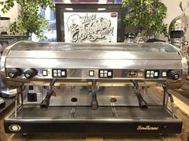 SAN MARINO LISA 3 GROUP STAINLESS WITH BLACK BASE ESPRESSO COFFEE MACHINE - picture0' - Click to enlarge