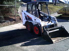S-100 , 2014 model ,1800 hrs , 4in1 bucket ,  - picture2' - Click to enlarge