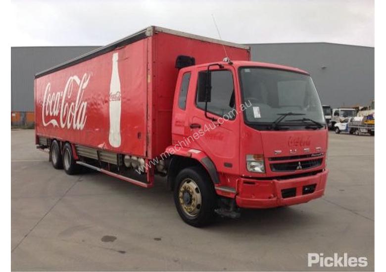 caption 2009 Mitsubishi Fuso Fighter 14 FN63