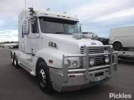 2010 Freightliner Century Class CST120 - picture0' - Click to enlarge